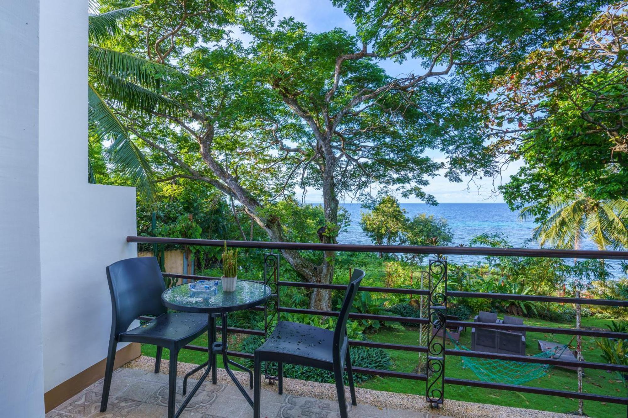Oceanside 2 Bedroom House, 100mbps Wifi Panglao